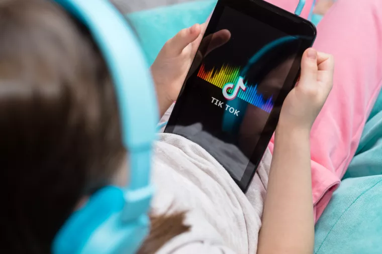 Pola korisnika kupuje brendove koje vidi na TikToku