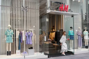 H&amp;M X Brock Collection - Nova kolekcija skandinavskog giganta inspirirana serijom Bridgerton