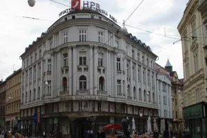 HPB će cijelokupni portfelj kartica zamijeniti Visa karticama