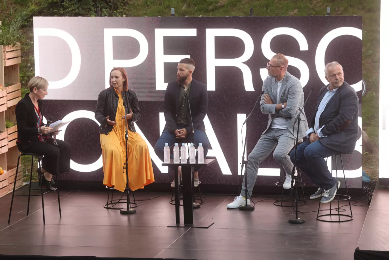 DK Home presented by A1: Čarobna atmosfera, zanimljivi uvidi i veličanstvene dodjele nagrada obilježili su prvi dan