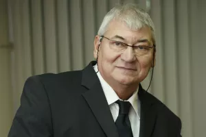 Lider u novoj bijeloj knjizi - Obiteljski projekt Plenković za discipliniranje nepoćudnih medija