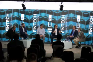 U Hrvatskoj se ove godine gotovo jednako ulagalo na burzi i u kriptovalute