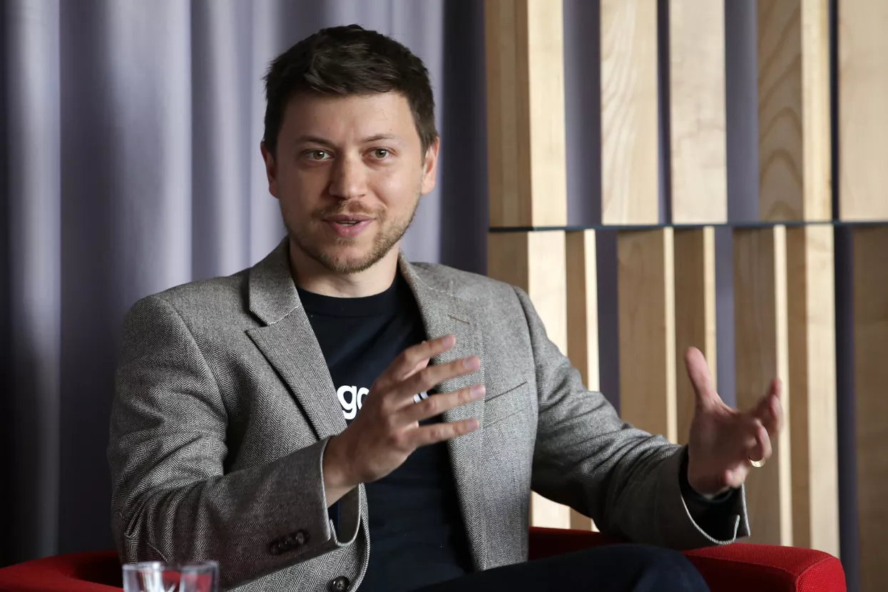 [VIDEO] Daniel Ackermann: Degordian se odmiče od &#39;normalnog ureda&#39; i uvodi koncept Starbucksa