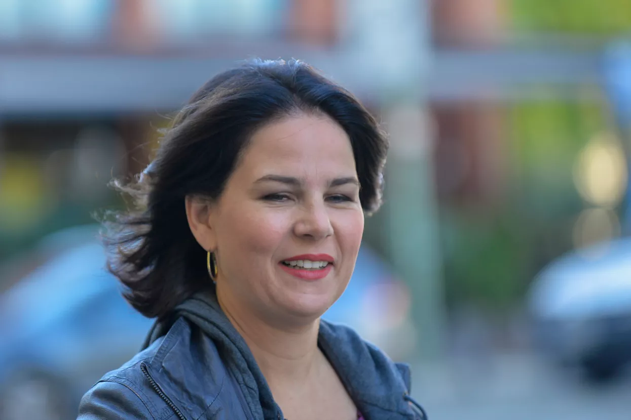 Višnja Starešina: Uloga &#39;luftbalona&#39; u uzletu i padu nesuđene nasljednice Angele Merkel