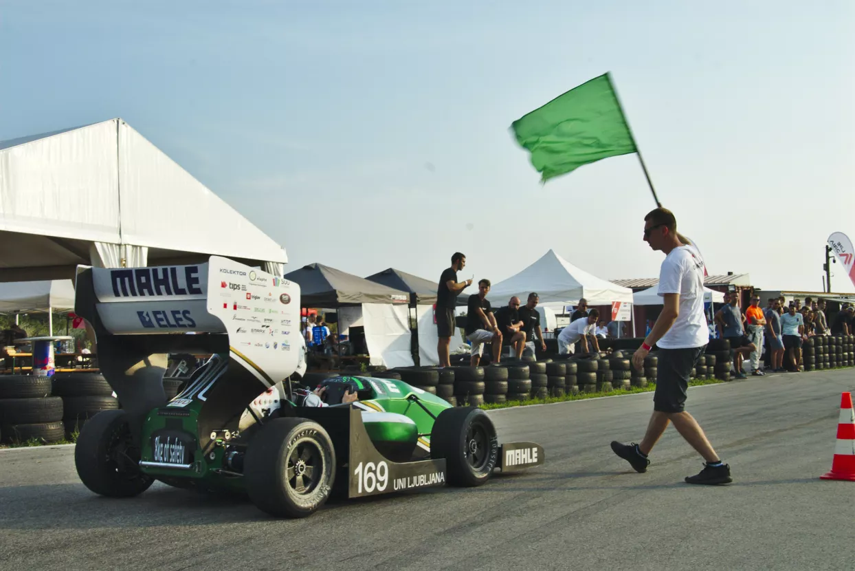 Na kartin&scaron;koj stazi u Novome Marofu ovog će ljeta juriti studentske formule