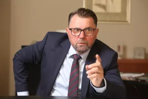 Tvrtke i karijere: Obiteljska konsolidacija u Nexeu, rošade na vrhu Merkantilea, država ostala bez 10 milijuna kuna u stečaju Fibesta...