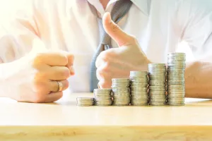 TOP 10 plaća u 1000 najvećih: Koja je tvrtka isplaćivala najviši neto od 36.330 kuna?