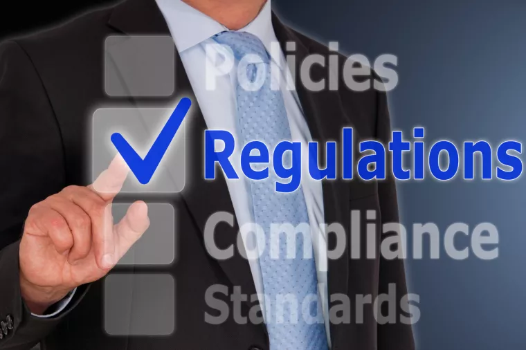 Kripto industrija je pod stalnim nadzorom, a pitanje je koga štite regulatorne agencije?