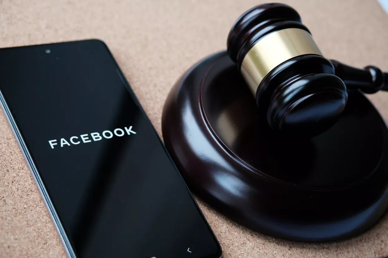 Bivša zaposlenica Facebooka optužuje ih za obmanjivanje ulagača, Zuckerberg sve opovrgava