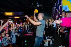 HoG powered by A1 najveća gaming dvorana otvorena uz najveće zvijezde regionalne YouTube scene