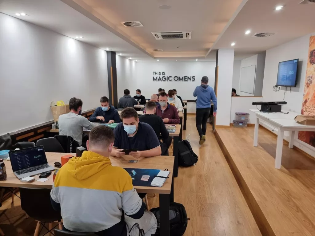 Napustili karijere u uspješnim IT tvrtkama kako bi prodavali Pokemon karte