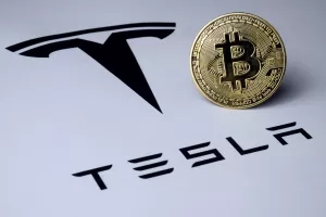 Teslina bitcoin investicija kompaniji je donijela milijardu dolara