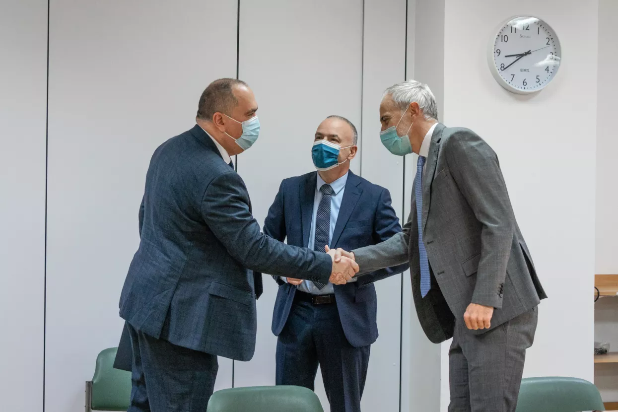 MK Group i AIK Banka doniraju 100 tisuća eura za hrvatsko rodilište