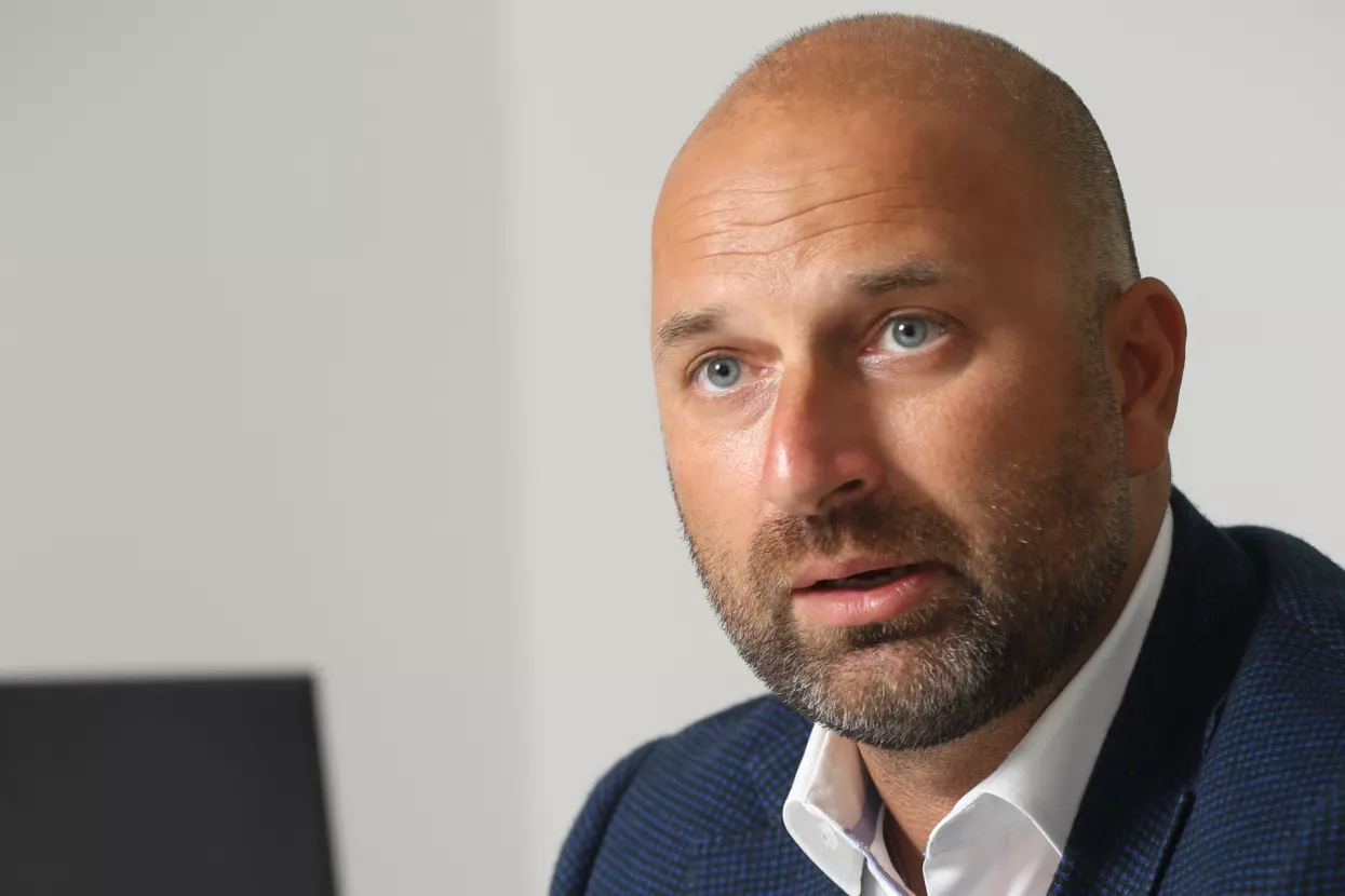 Liburnia pomorska agencija - Opatijska transporterska tvrtka preuzela Velebit promet iz Dugog Sela