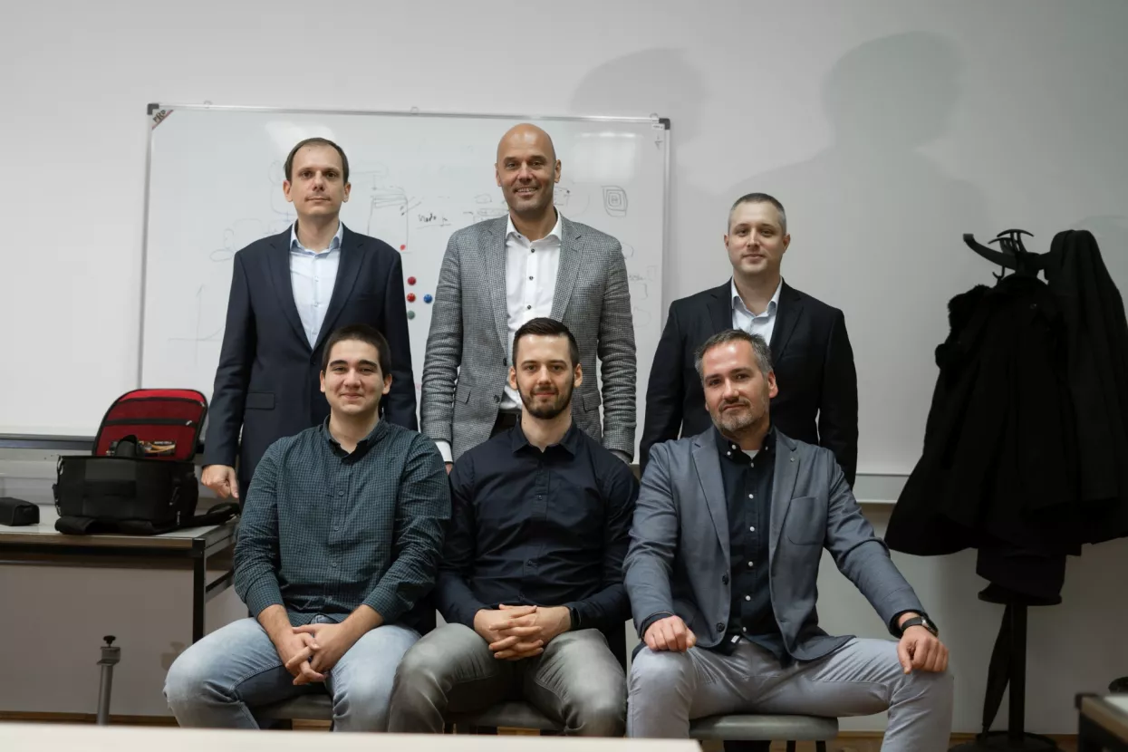 Suradnja Aircasha i FER-a na inovativnom razvoju sigurnosnog sustava za otkrivanje zlonamjernih transakcija strojnim učenjem