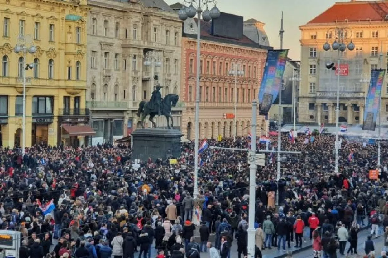 Masovno protiv COVID-potvrda - Točan broj prosvjednika treba znati zbog sljedećeg prosvjeda