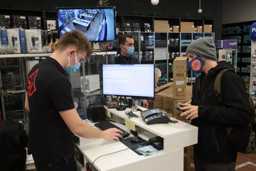 Ki&scaron;a ubila Black Friday &ndash; Pomahnitana kupnja preselila se u virtualni svijet