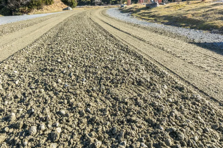 Opake nerazvrstane ceste: Bogate se općine i gradovi dok investitori trpe