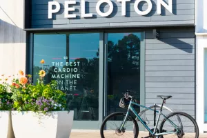 Peloton sjajnom reklamom odgovorio na loše pozicioniranje u rebootu Seks i grada