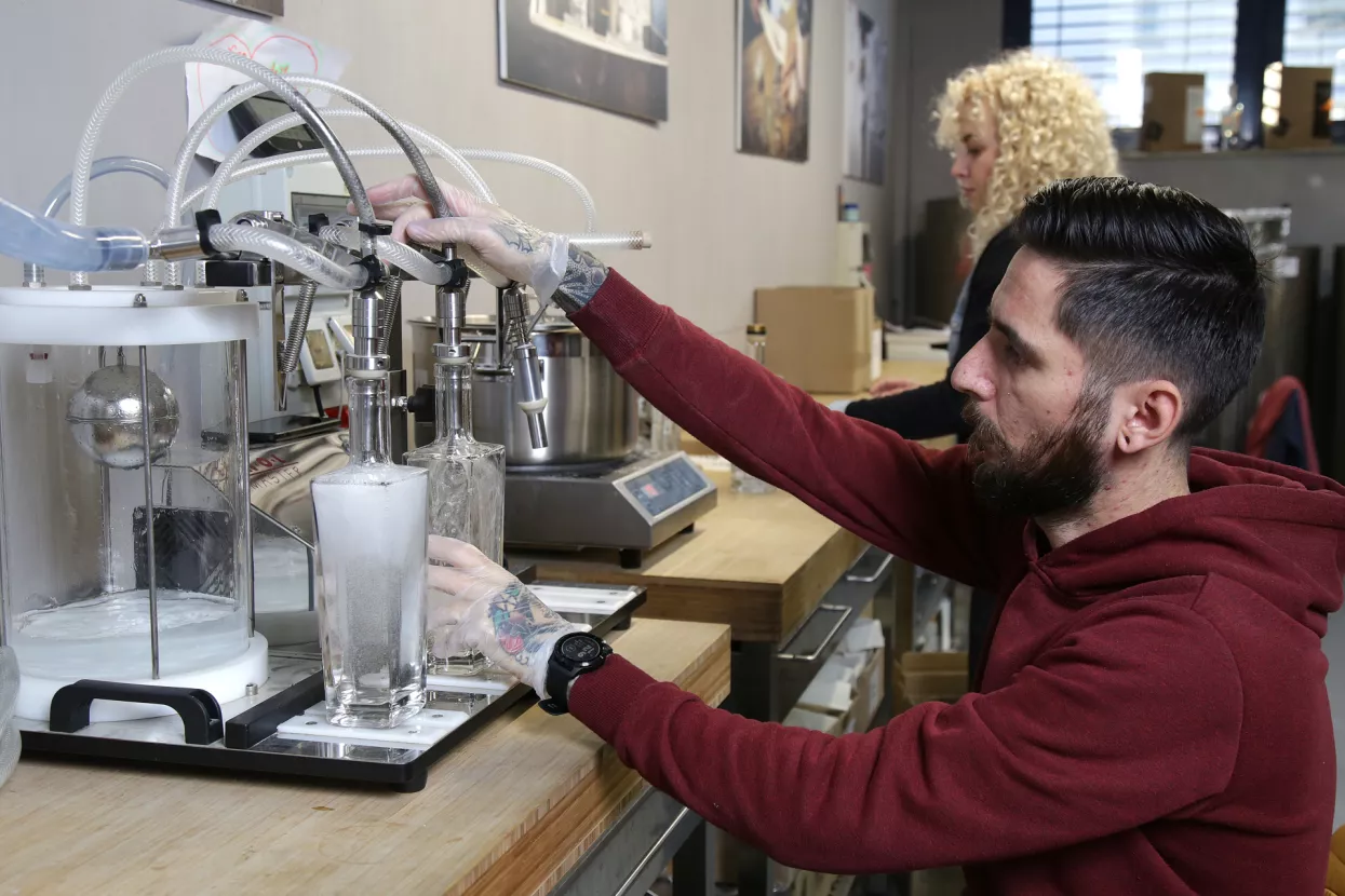 Tvrtka Duh u boci širi proizvodnju Old Pilot&rsquo;sa novcem iz EU fondova