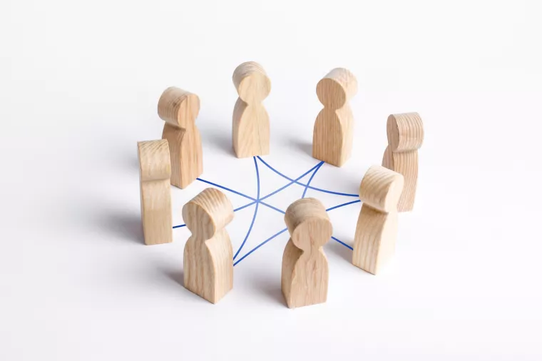 Imatelj poslovnog udjela. Moguće je imati ispravu o vlasništvu udjela, a ne biti njegov stvarni imatelj