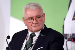 Zbog rasta i razvoja Tehnix i Crodux derivati dva uveli nadzorne odbore