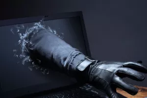 [Bug Future Show] Borba za IT-jevce: Radna snaga otima se kroz mail sandučić