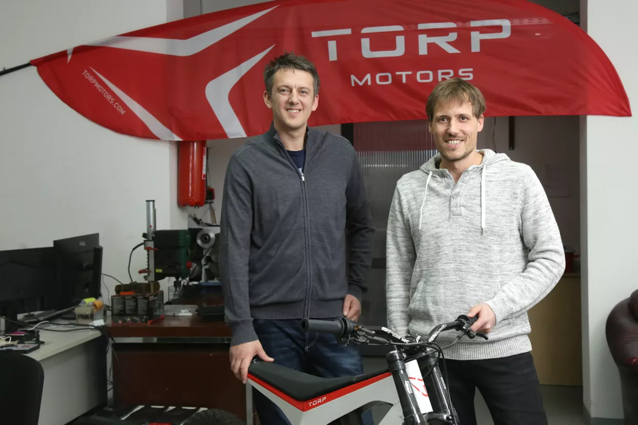 [Poslovni putopis] Svi traže Torpove invertere za električne off-road motocikle