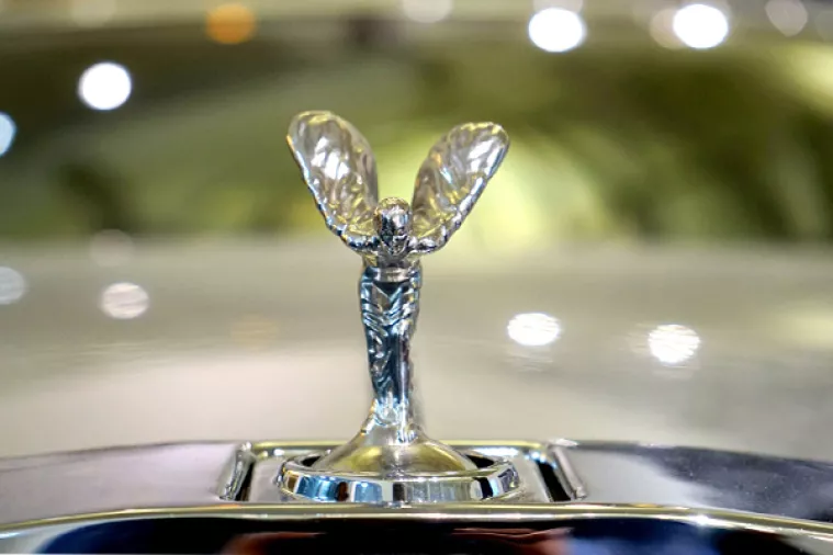 Rolls Royce redizajnirao kultnu figuricu &#39;Spirit of Ecstasy&#39; (Duh ekstaze)