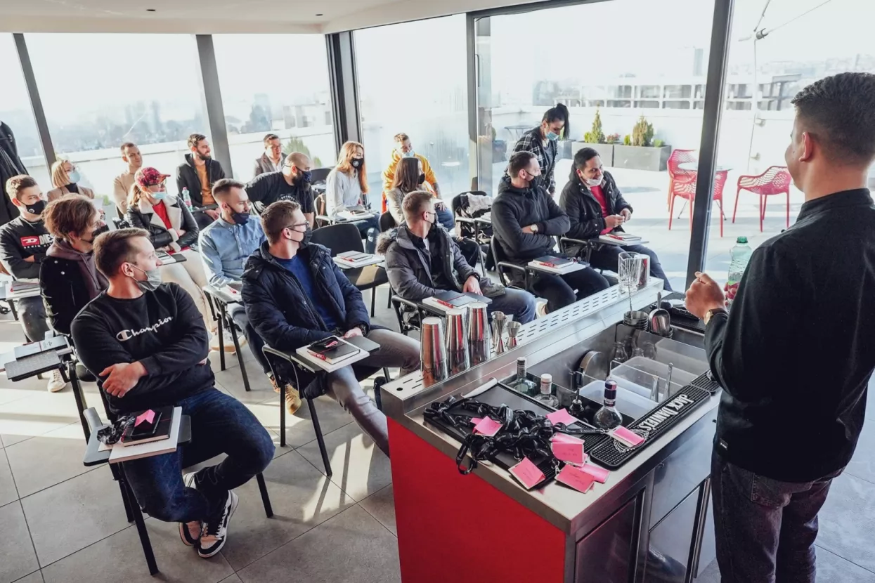 Započela edukacija pete generacije konobara, barmena i barista