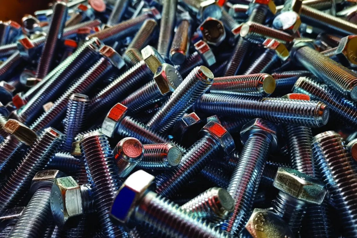 EK uvodi anti damping carine na uvoz čeličnih spojnih elemenata, DIV Grupa planira udvostručiti izvoz