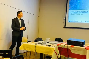 CEMEX i Sveučilište u Splitu predstavili razvojni projekt održivog sustava odvodnje propusnim betonom u urbanim sredinama