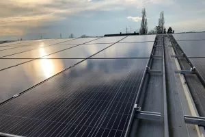 Vjetar i sunce prvi put proizveli 10 posto svjetske električne energije