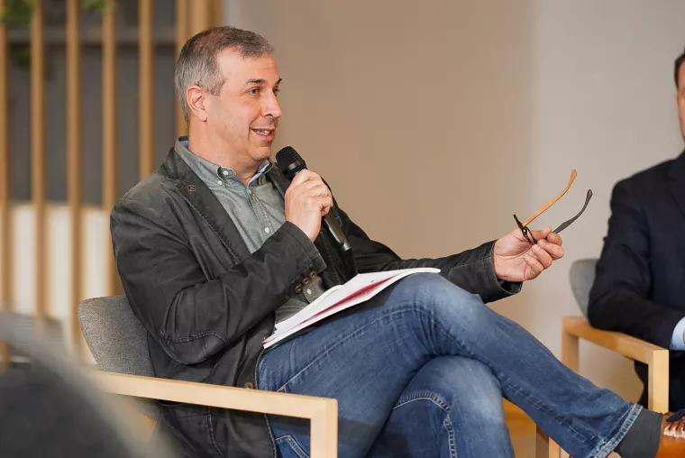 Mladi se sve manje zapošljavaju u struci, sve ih više nakon studija odlazi van