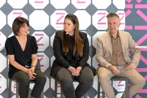 Deset savjeta: Saznajte kako pomoći djeci okruženoj digitalnim tehnologijama