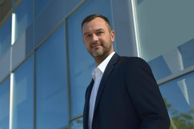 Matija Žulj: Da bi shvatio potrebe poljoprivrednika, postao je jedan od njih