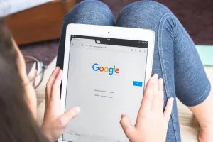 Google dogovorio plaćanje sadržaja s 300 medijskih kuća u EU