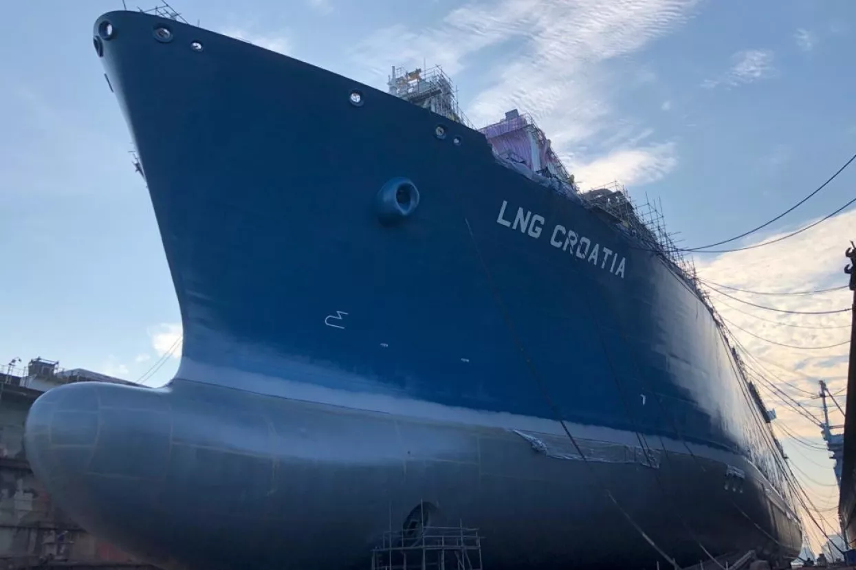 U slučaju nestašice Vlada može uredbom zadržati plin iz LNG-a
