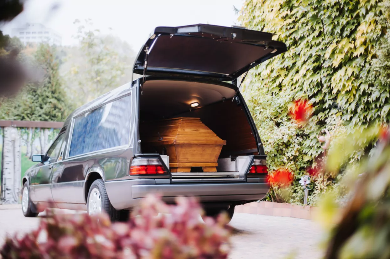 Pogrebnici su jedini ujedinili ljevicu i desnicu