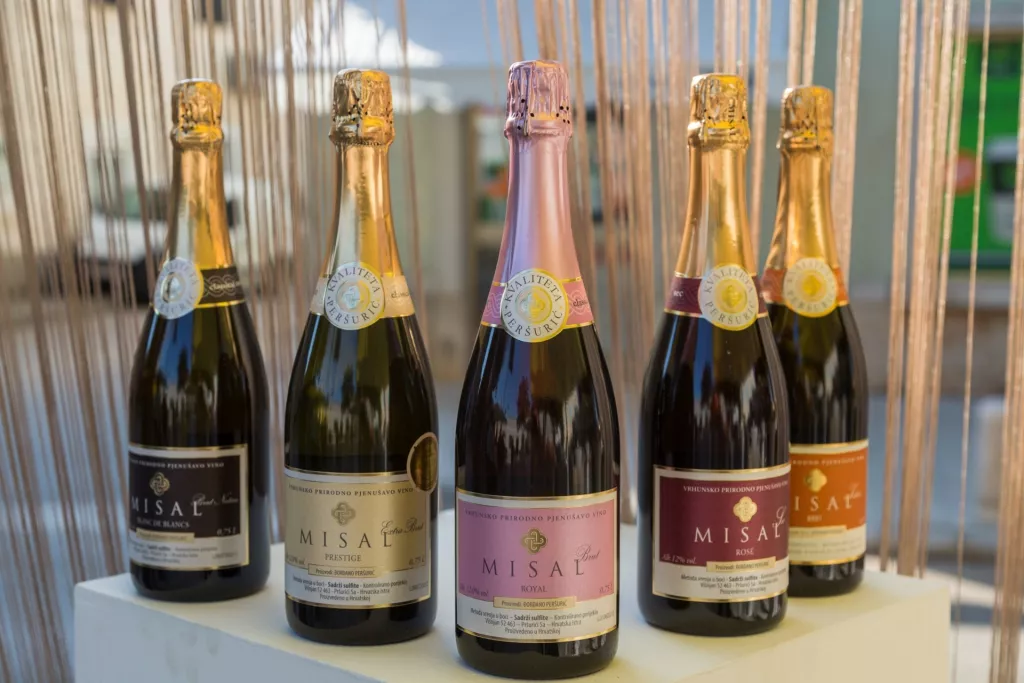 SESTRE U BIZNISU (1) Kako su sestre Peršurić razvile naslijeđenu proizvodnju istarskih pjenušaca