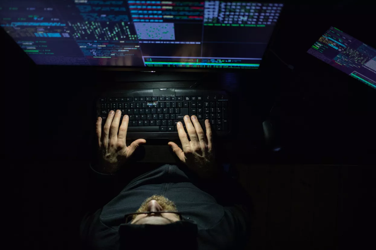 Novo oružje predatora: Muž ženu vreba 'stalkerwareom' &ndash;rjeđe obratno