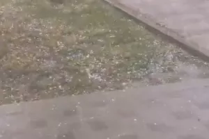 Posljedice tuče: Djelomično oštećeni i solarni paneli na tvornicama u Humu na Sutli