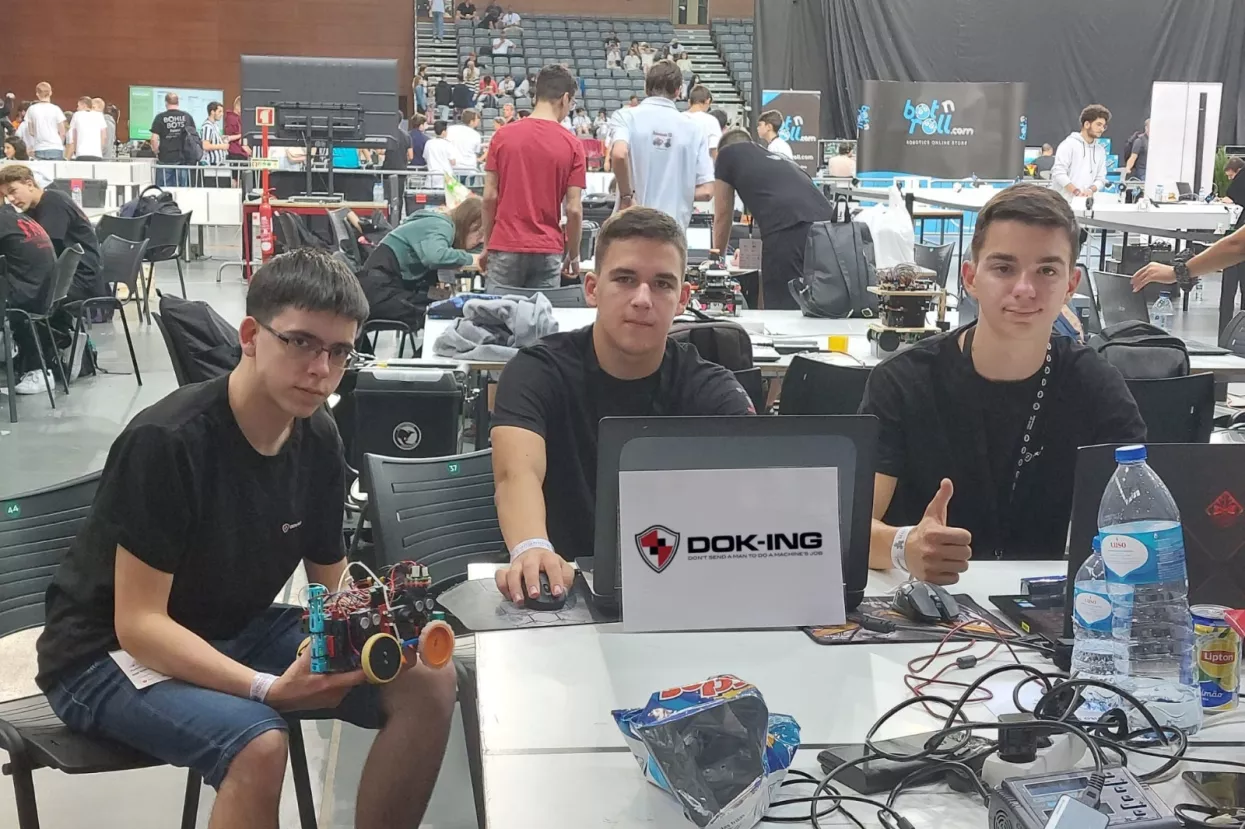 Mladi robotičari uspješni na europskom RoboCupu u Portugalu uz potporu DOK-ING-a