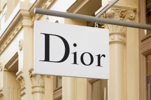 Dior x Birkenstock: Udobne natikače postale magnet za luksuzne brendove