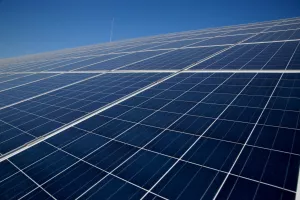 Solarni paneli za balkone kao rje&scaron;enje za smanjenje potro&scaron;nje