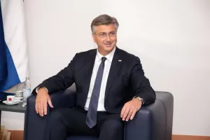 Plenković: Članstvo u europodručju podiže kreditni rejting i reputaciju Hrvatske