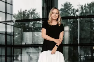 Mia Biberović (HUDI, Netokracija) predlaže knjigu &#39;Rework&#39; Davida Heinemeiera Hanssona i Jasona Frieda