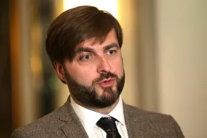 Ćorić: Ni jedan ministar ne može znati po kojoj se cijeni vrše transakcije četiri razine ispod Uprave kompanije