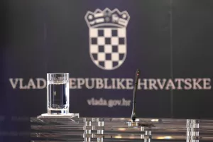 HRVATSKI ENERGETSKI PAKET Poduzetnici čekaju milostinju manjom cijenom najskuplje struje