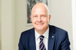 Tvrtka VELUX Group imenuje Larsa Peterssona za novog glavnog izvršnog direktora umjesto Davida Briggsa